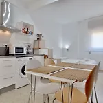 Lägenhet La Terraza De Alfaros & Parking Gratuito *