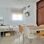 Lägenhet La Terraza De Alfaros & Parking Gratuito