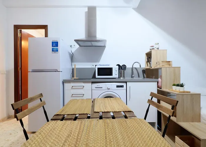 Apartament La Terraza De Alfaros & Parking Gratuito